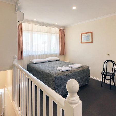 פארקס Coachman Hotel Motel מראה חיצוני תמונה
