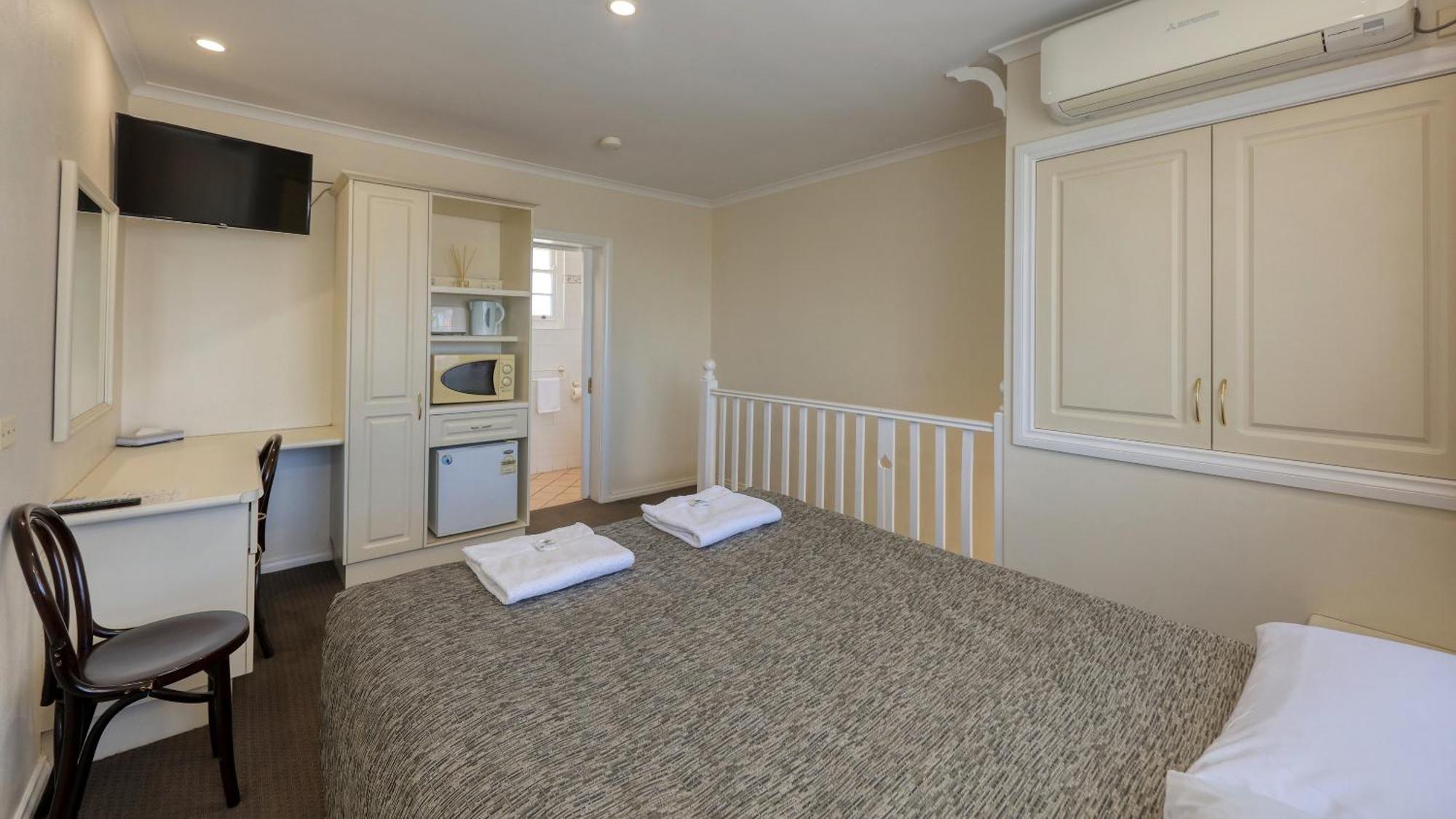 פארקס Coachman Hotel Motel מראה חיצוני תמונה